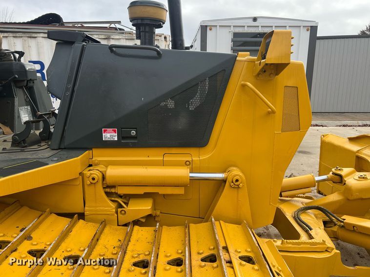 image for item OA9186 1999 Komatsu D41E-6  dozer