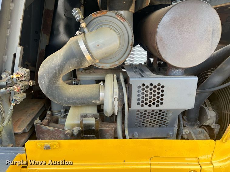 image for item OA9186 1999 Komatsu D41E-6  dozer