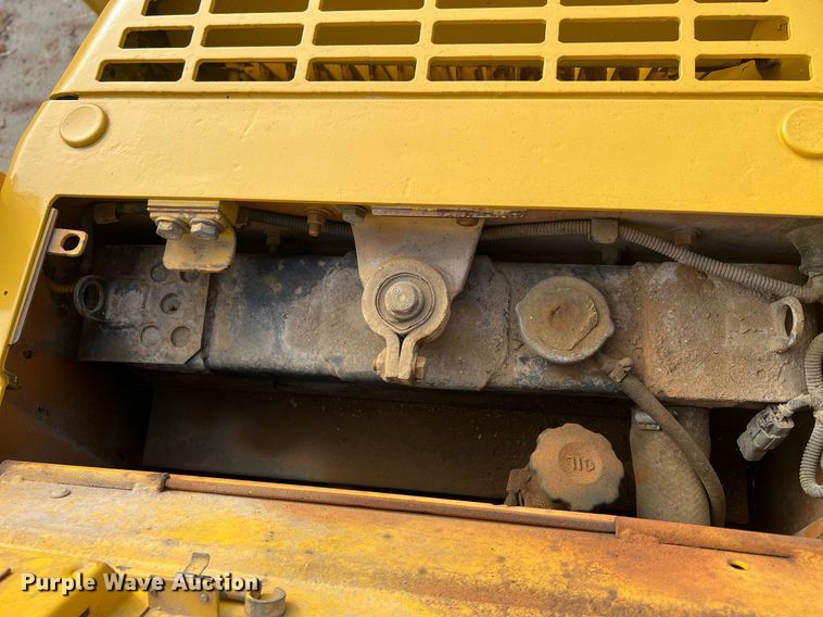 image for item OA9186 1999 Komatsu D41E-6  dozer