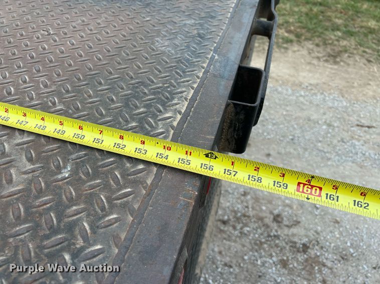 image for item OA9194 2000 Ford F650  flatbed truck