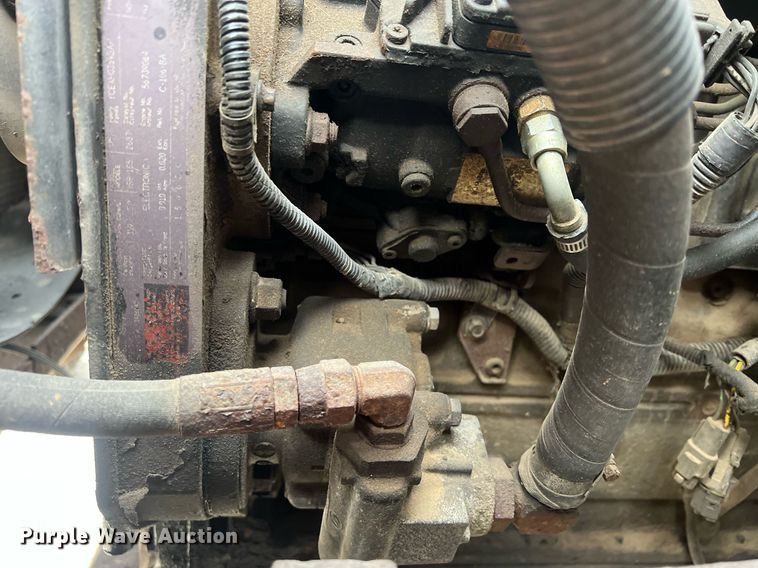 image for item OA9194 2000 Ford F650  flatbed truck