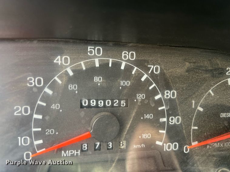 image for item OA9194 2000 Ford F650  flatbed truck