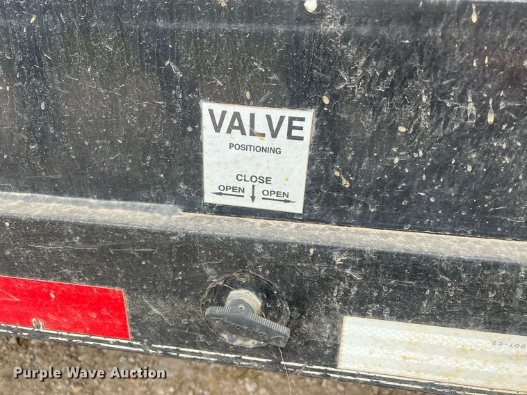 image for item OA9195 2017 PJ  tilt deck equipment trailer