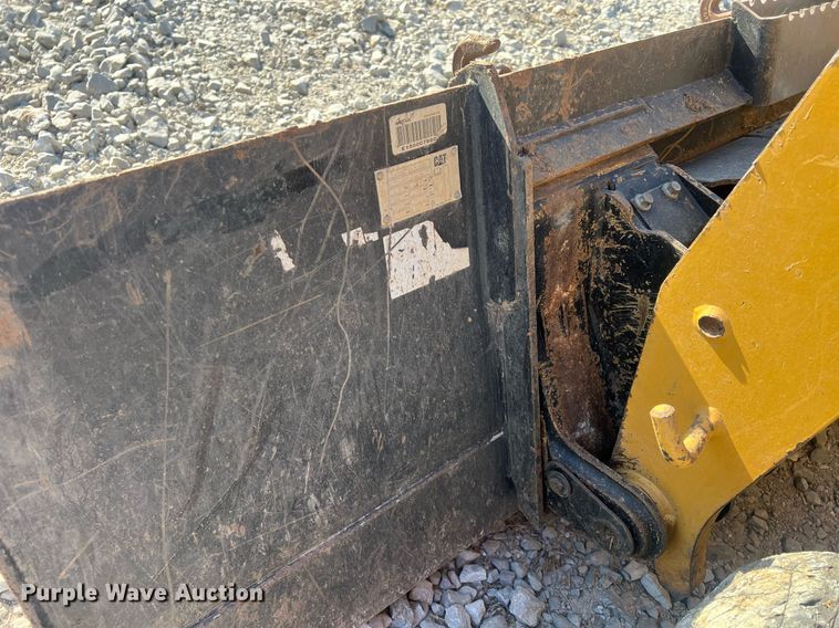 image for item OA9196 2021 Caterpillar 299D3XE tracked skid steer loader