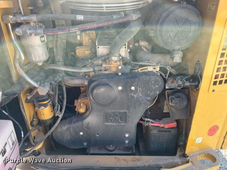 image for item OA9196 2021 Caterpillar 299D3XE tracked skid steer loader