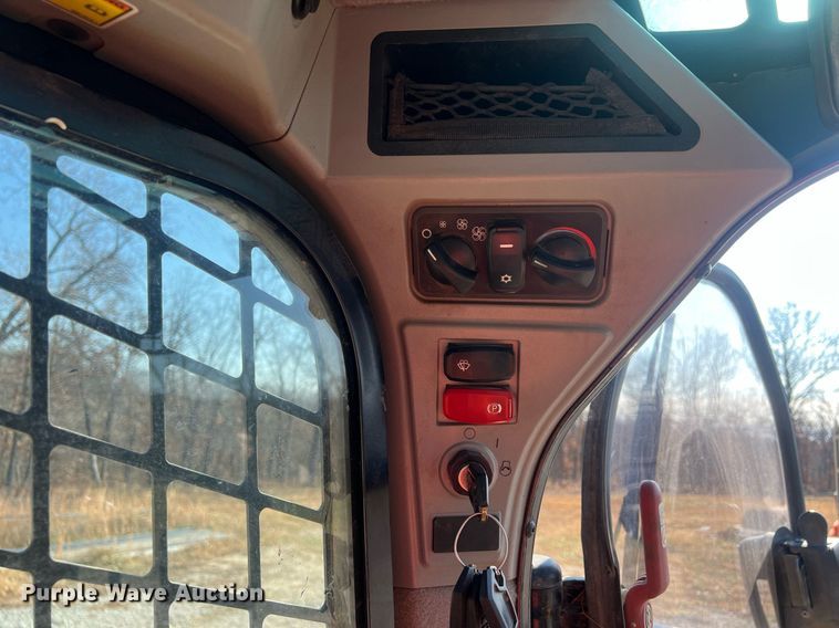 image for item OA9196 2021 Caterpillar 299D3XE tracked skid steer loader