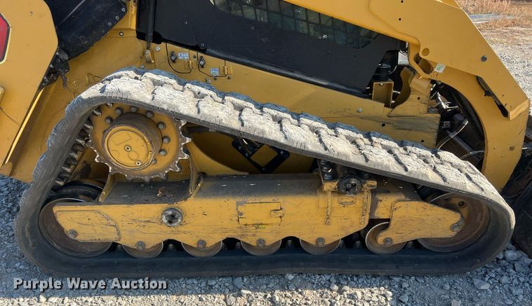 image for item OA9196 2021 Caterpillar 299D3XE tracked skid steer loader