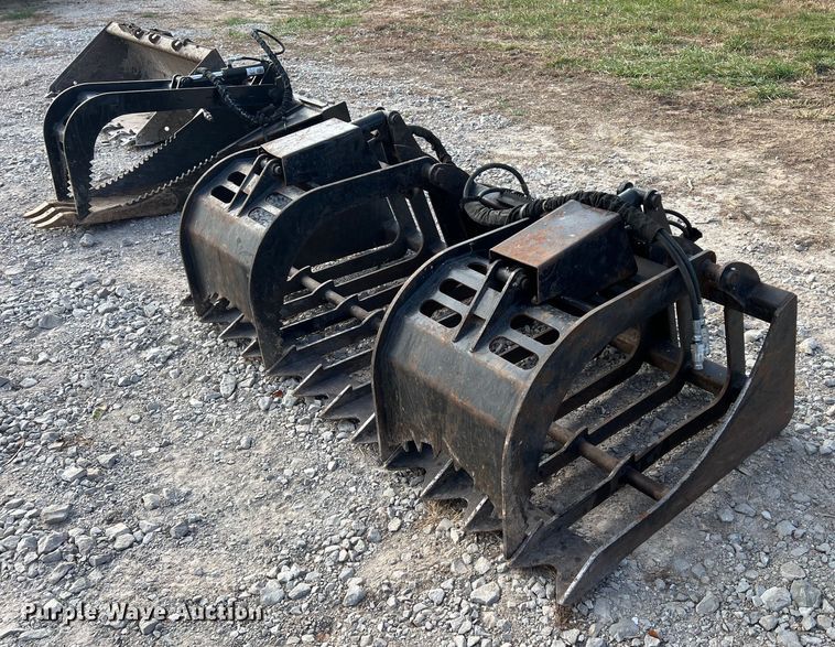 image for item OA9199 Prime  skid steer grapple bucket