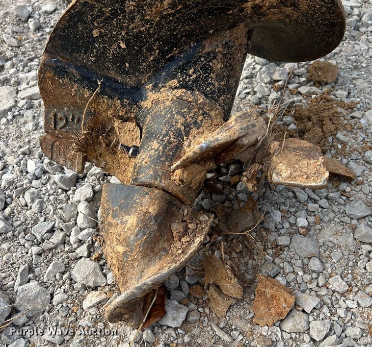 image for item OA9200 Bobcat 30C  skid steer auger