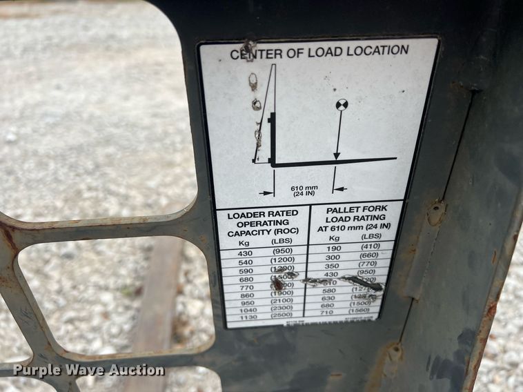 image for item OA9202 Bobcat  skid steer forks