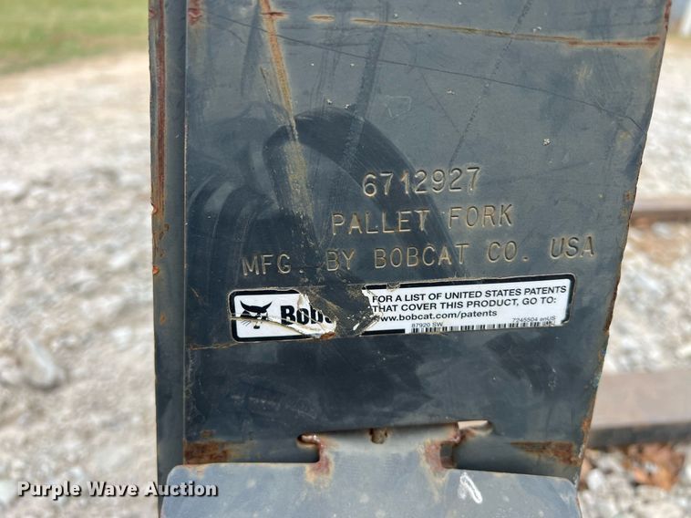 image for item OA9202 Bobcat  skid steer forks