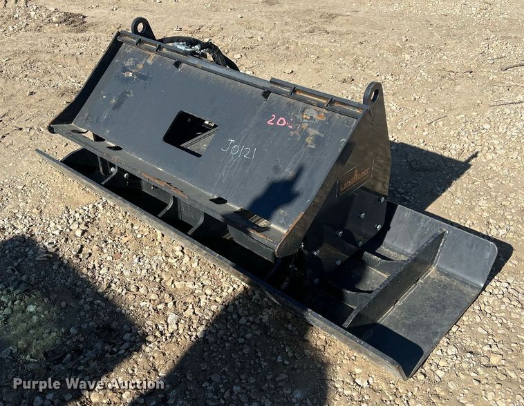 image for item OA9207 LandHonor  skid steer plate compactor