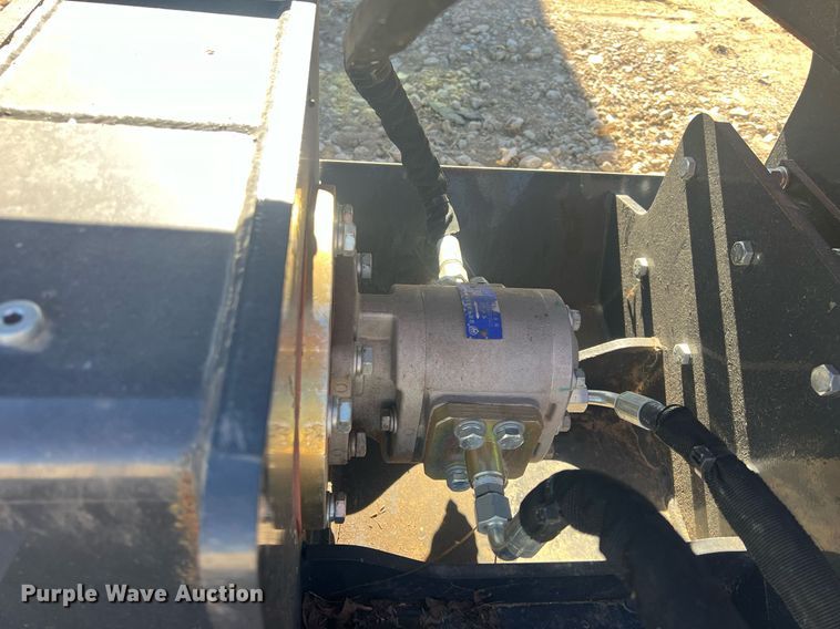 image for item OA9207 LandHonor  skid steer plate compactor