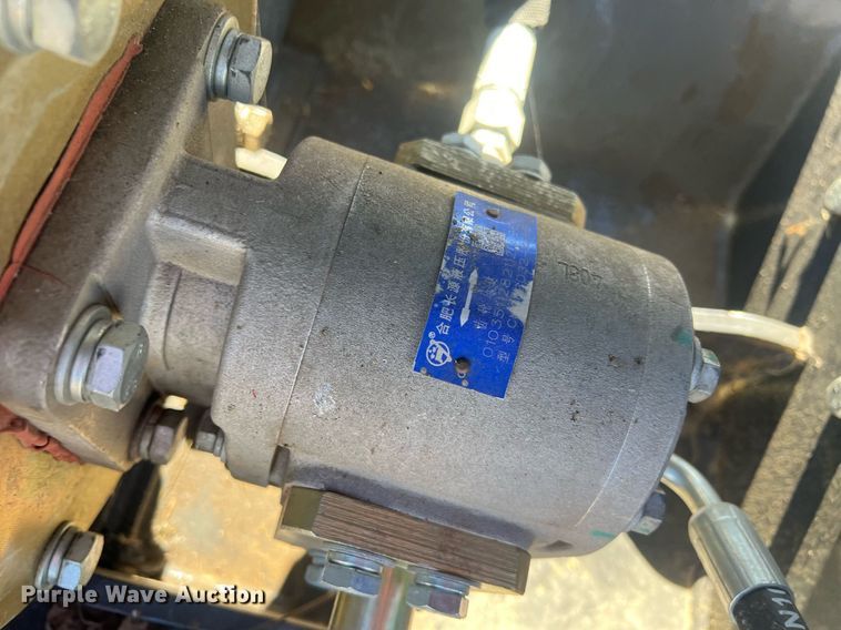 image for item OA9207 LandHonor  skid steer plate compactor