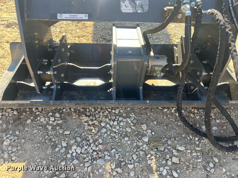 image for item OA9207 LandHonor  skid steer plate compactor