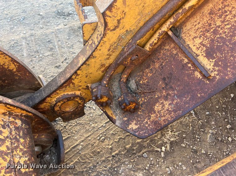 image for item OA9211 1996 Liebherr 631  track loader