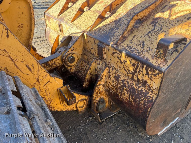 image for item OA9211 1996 Liebherr 631  track loader