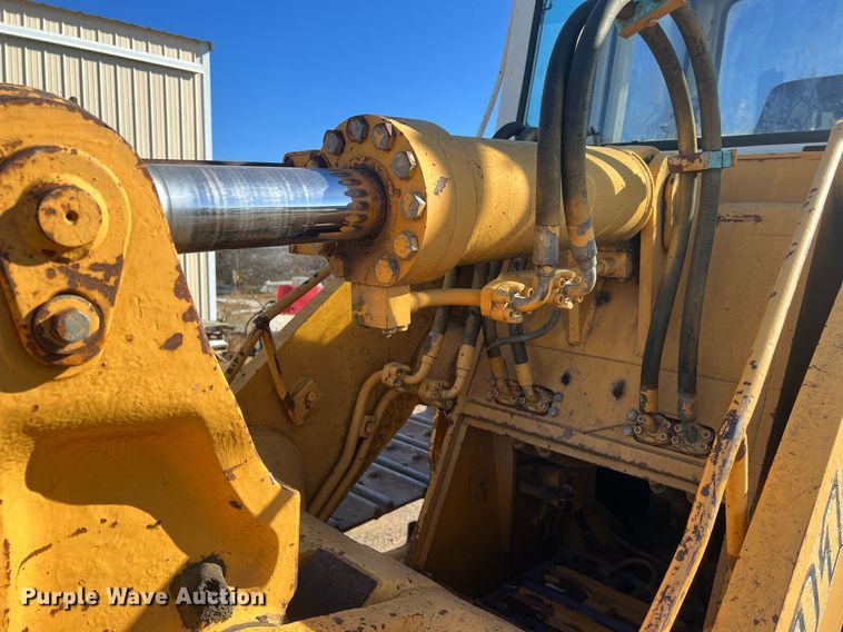 image for item OA9211 1996 Liebherr 631  track loader