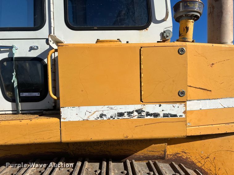 image for item OA9211 1996 Liebherr 631  track loader