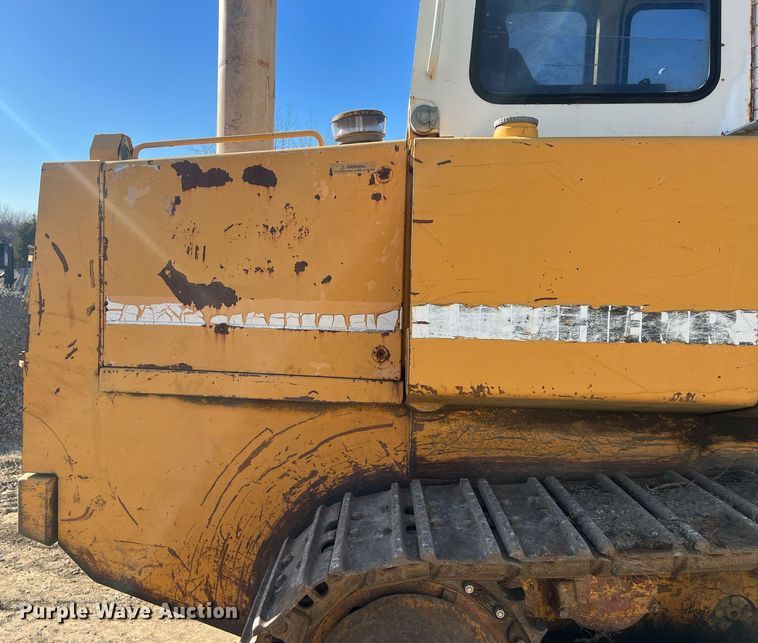 image for item OA9211 1996 Liebherr 631  track loader