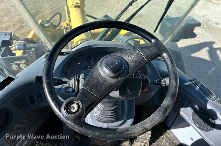 image for item OF9064 2016 Komatsu WA200-7  wheel loader