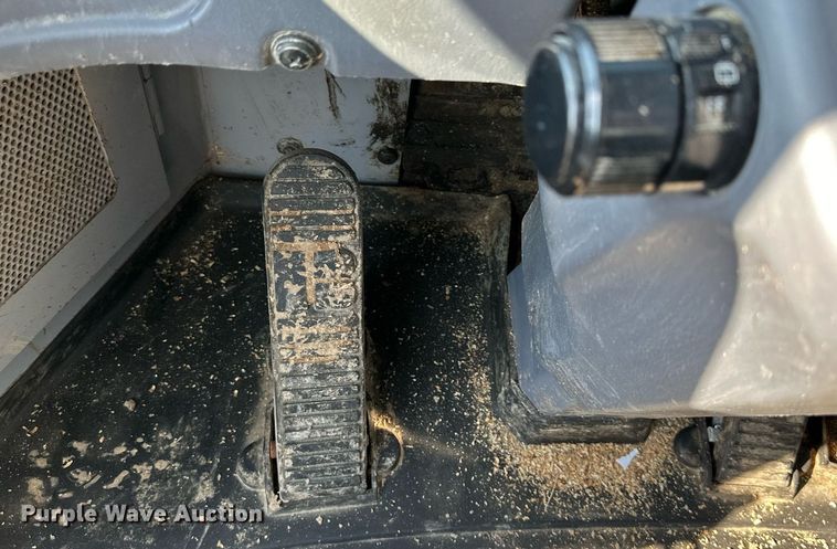 image for item OF9064 2016 Komatsu WA200-7  wheel loader