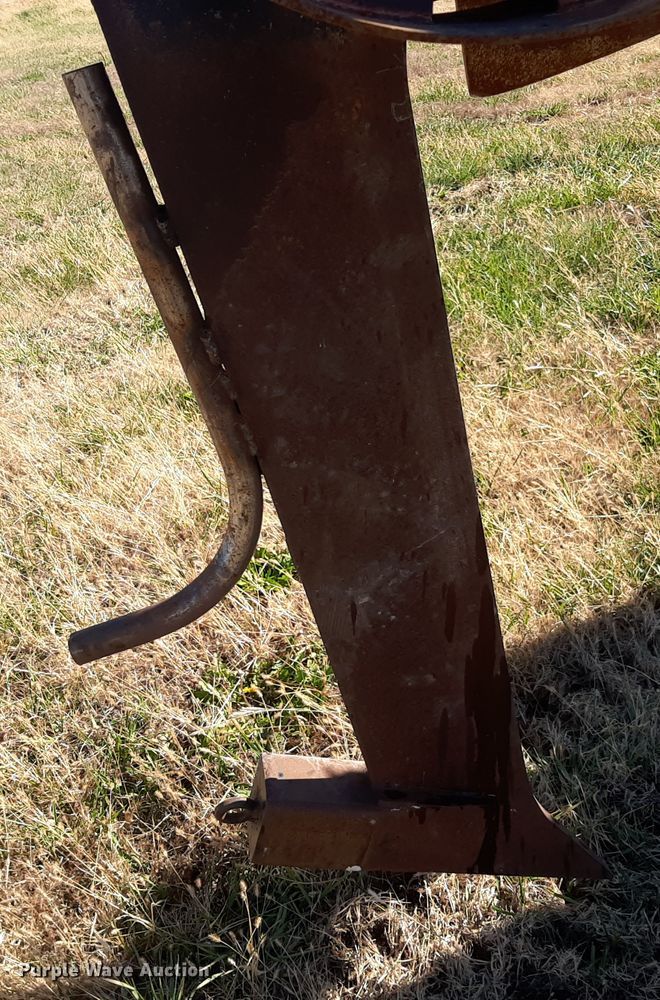 image for item OF9610 2013 Ditch Witch RT80 Quad  vibratory cable plow