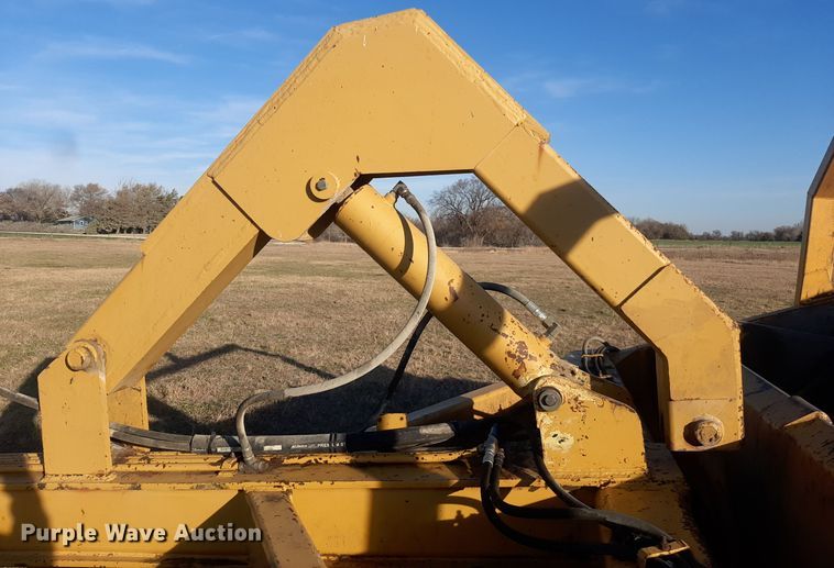 image for item OF9617 Holcomb 1400  scraper