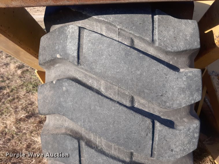 image for item OF9617 Holcomb 1400  scraper