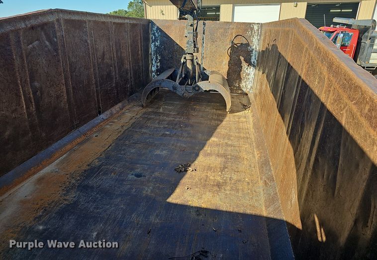 image for item OG9518 2000 Sterling L-Line  dump truck