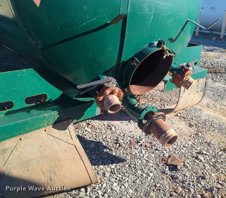 image for item OL9072 Tank bed