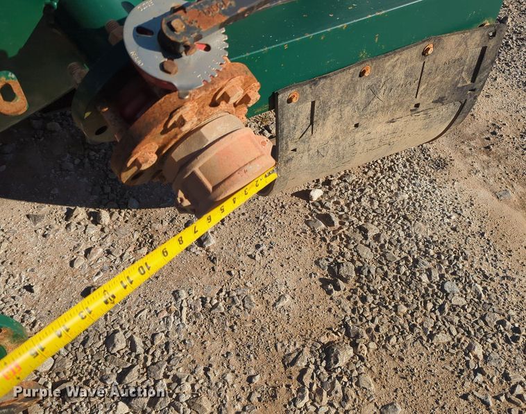 image for item OL9072 Tank bed