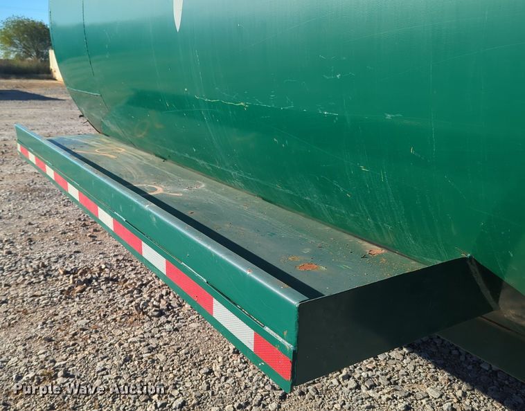 image for item OL9073 Tank bed