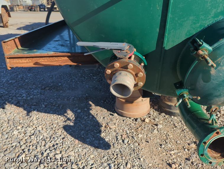 image for item OL9073 Tank bed