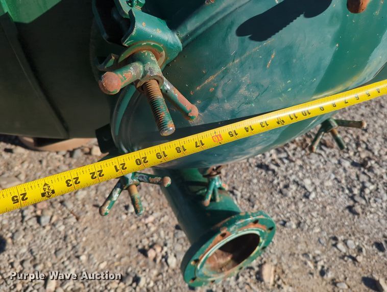 image for item OL9073 Tank bed