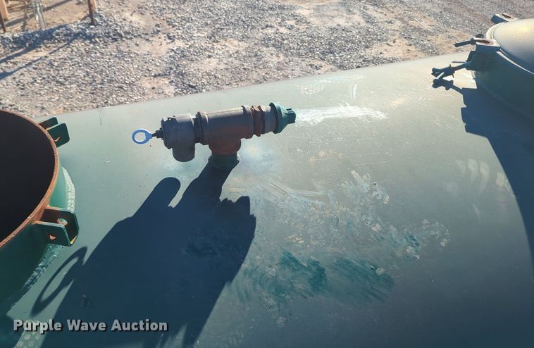 image for item OL9073 Tank bed