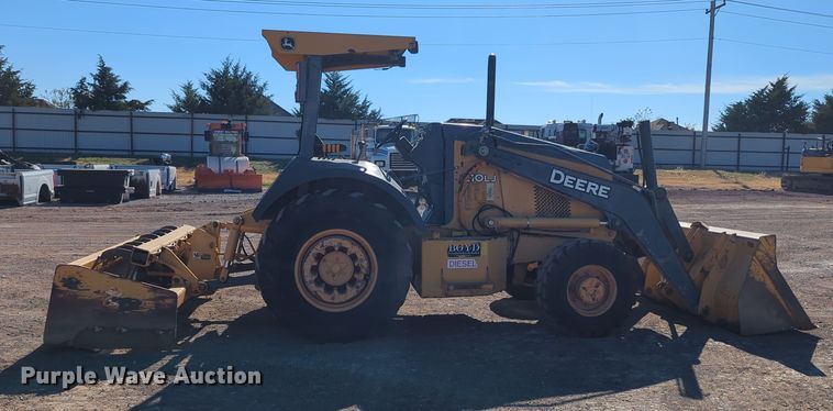 image for item OL9167 2010 John Deere 210LJ  landscape tractor