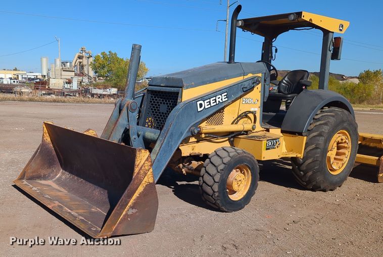 image for item OL9167 2010 John Deere 210LJ  landscape tractor