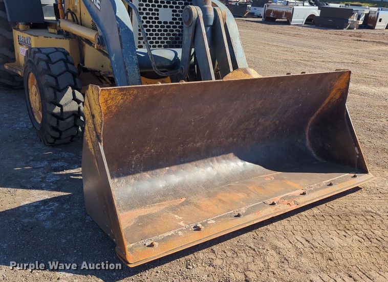 image for item OL9167 2010 John Deere 210LJ  landscape tractor