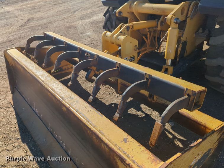 image for item OL9167 2010 John Deere 210LJ  landscape tractor