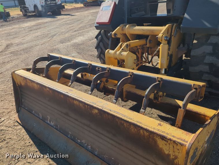 image for item OL9167 2010 John Deere 210LJ  landscape tractor