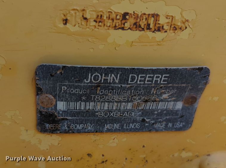 image for item OL9167 2010 John Deere 210LJ  landscape tractor