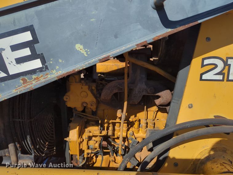 image for item OL9167 2010 John Deere 210LJ  landscape tractor