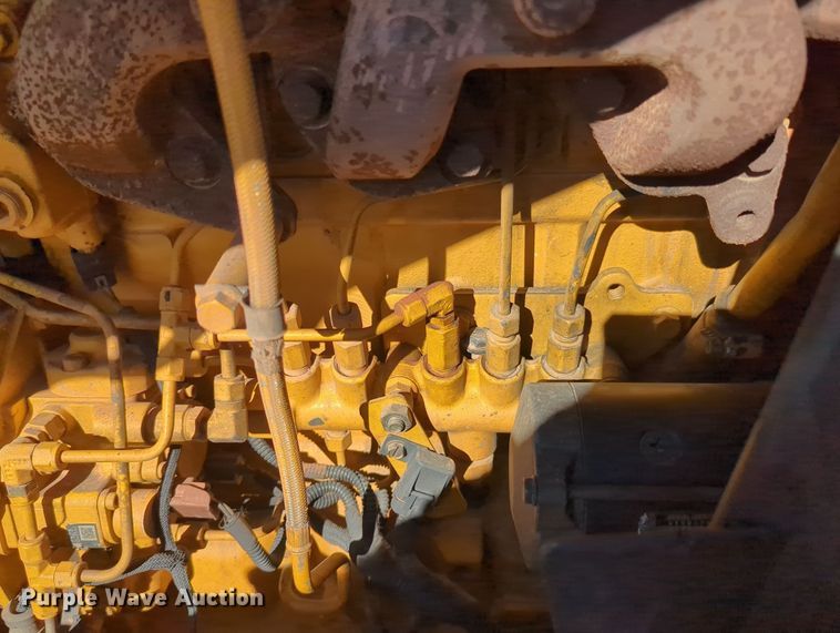 image for item OL9167 2010 John Deere 210LJ  landscape tractor