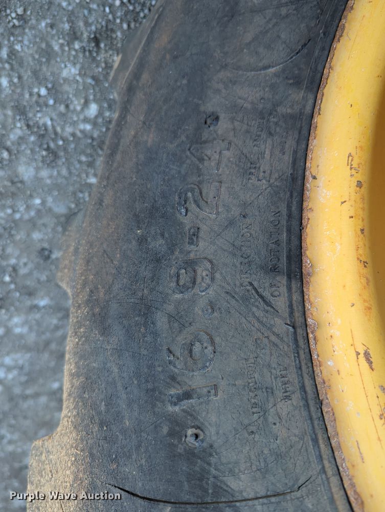 image for item OL9167 2010 John Deere 210LJ  landscape tractor