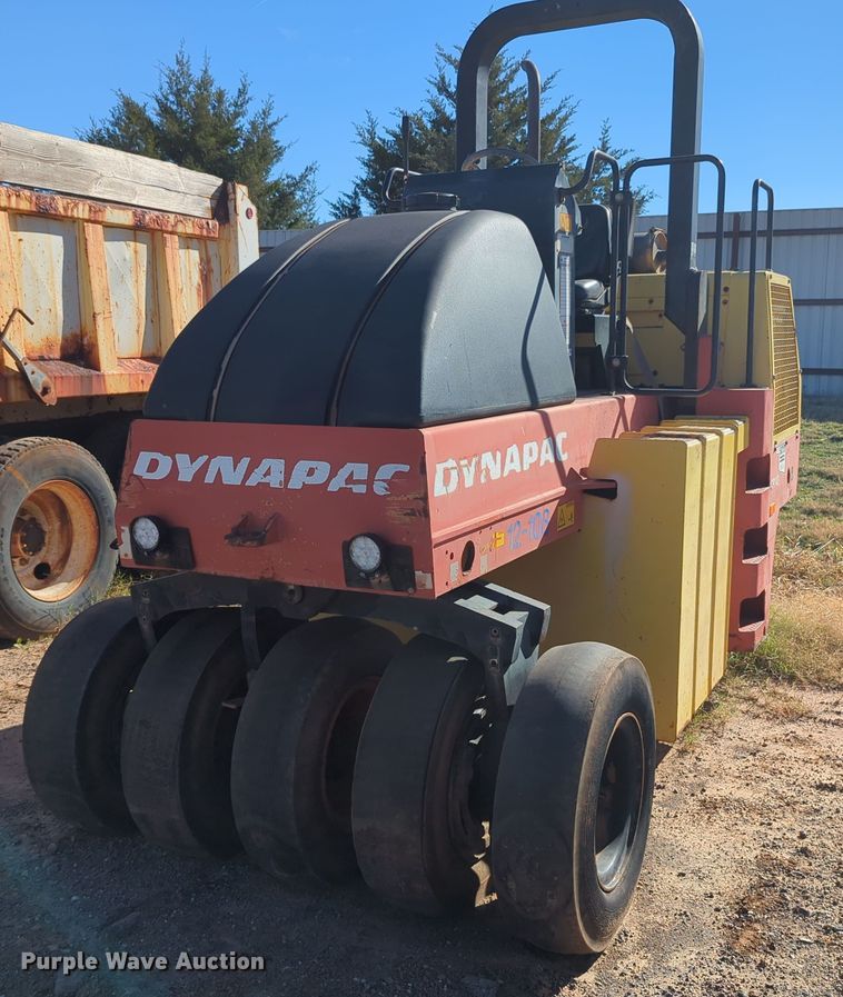 image for item OL9169 2007 Dynapac CP142  pneumatic roller