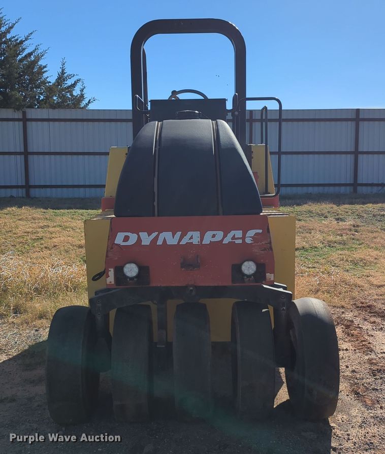 image for item OL9169 2007 Dynapac CP142  pneumatic roller