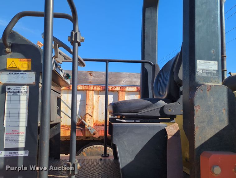 image for item OL9169 2007 Dynapac CP142  pneumatic roller