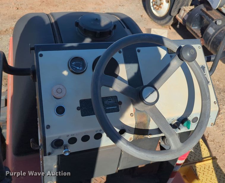 image for item OL9169 2007 Dynapac CP142  pneumatic roller