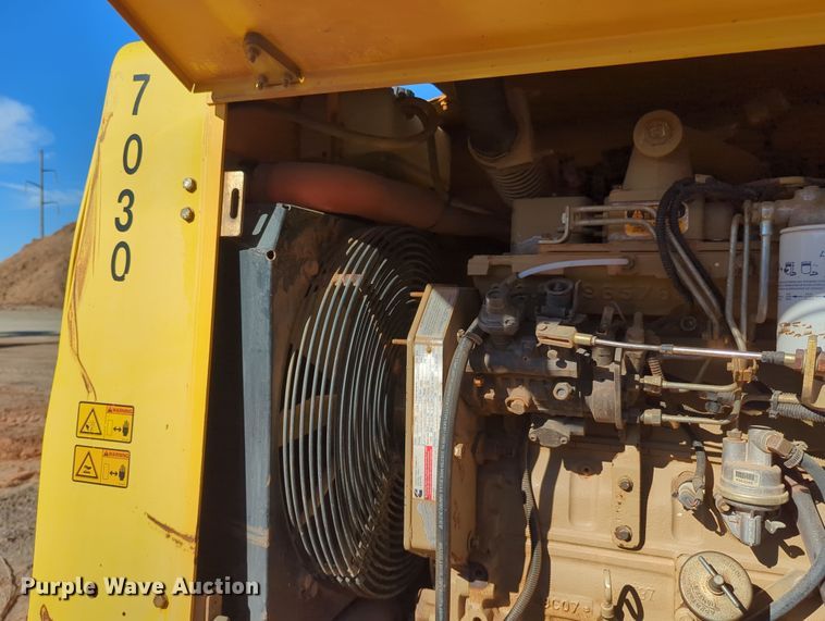 image for item OL9169 2007 Dynapac CP142  pneumatic roller